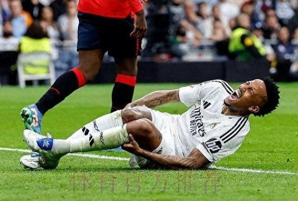 六台记者:皇马考虑让米利唐在国家德比任右后卫 六台记者:皇马考虑让米利唐在国家德比任右后卫